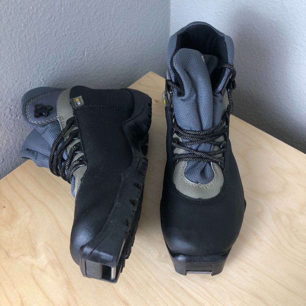 Profil Auto Fit Cross Country Shoes